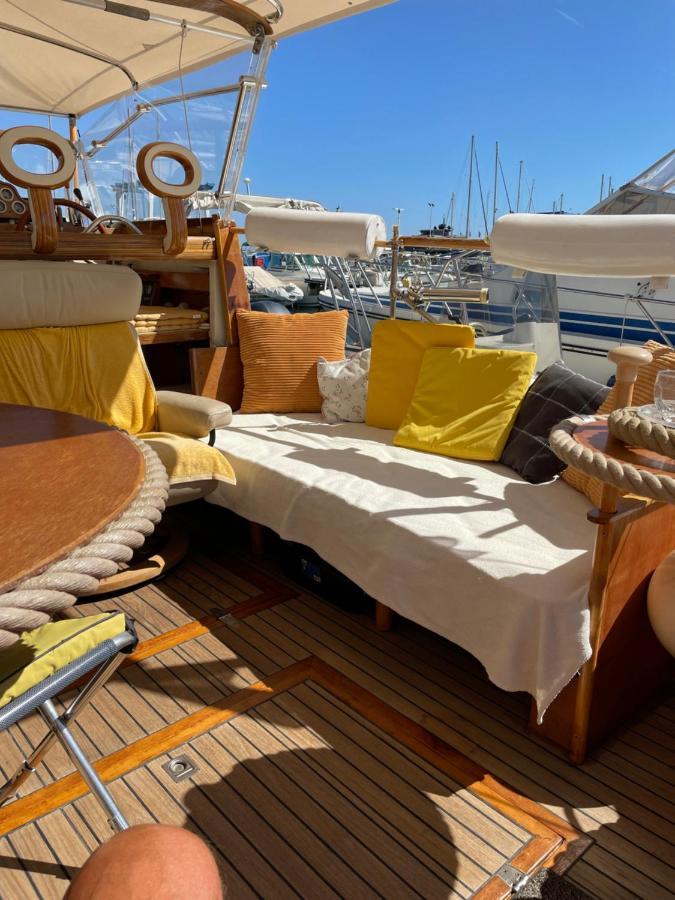 Een Parel Aan De Cote 'D Azur ! Lägenhet Vallauris Exteriör bild